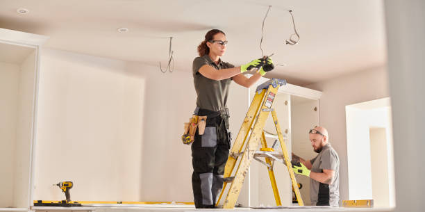 Best Affordable Emergency Electrician  in Salisbury, MO